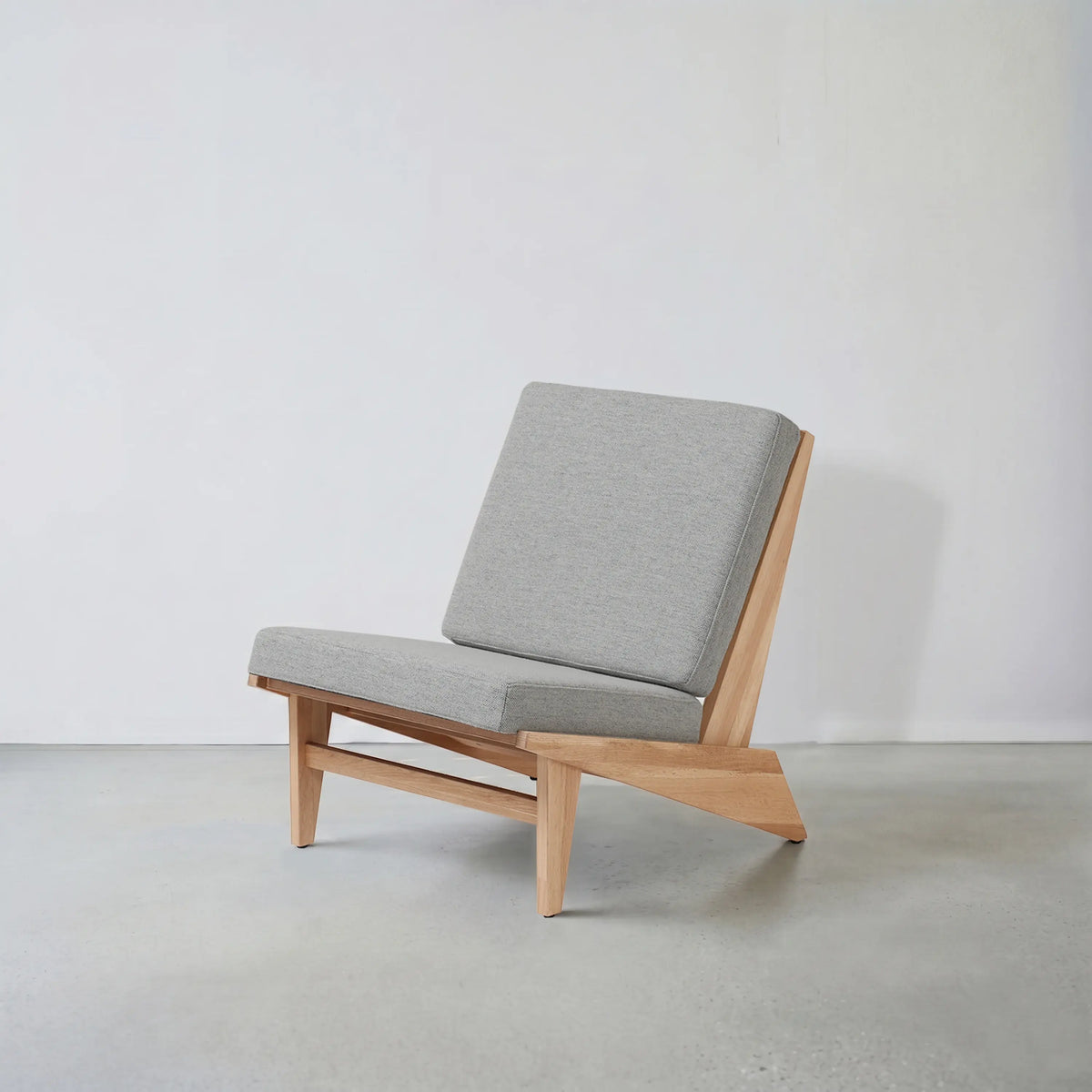 105° LOUNGE CHAIR - Maker Pack