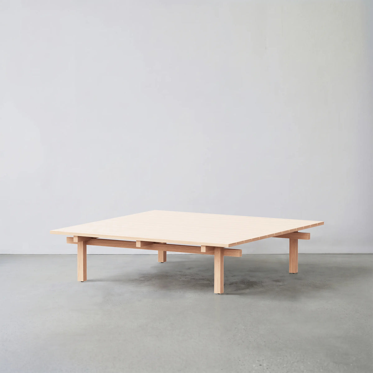 CENTER TABLE - Lounge Series