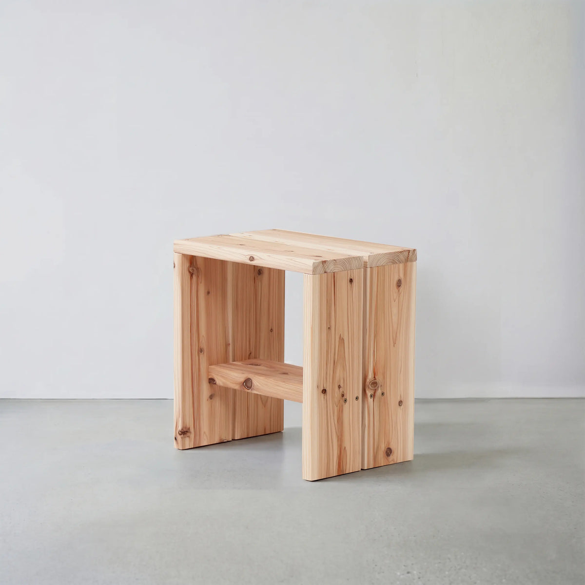 STAND STOOL - the Originals